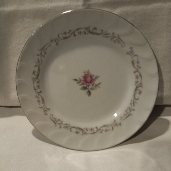 Vintage Royal Swirl Fine China - Picture 7 of 12